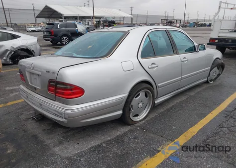 2001 Mercedes-Benz E 55 Amg z USA, uszkodzony, nr VIN WDBJF74J91B275207